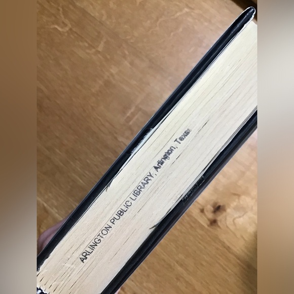 Hardcover, All the Wrong Places by Joy Fielding - Picture 5 of 6